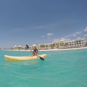 Meet your Posher, Diana